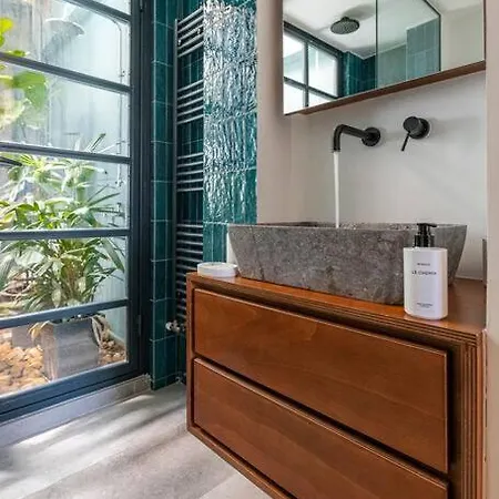 Stylish Contemporary Penthouse - Hip Centre Athens